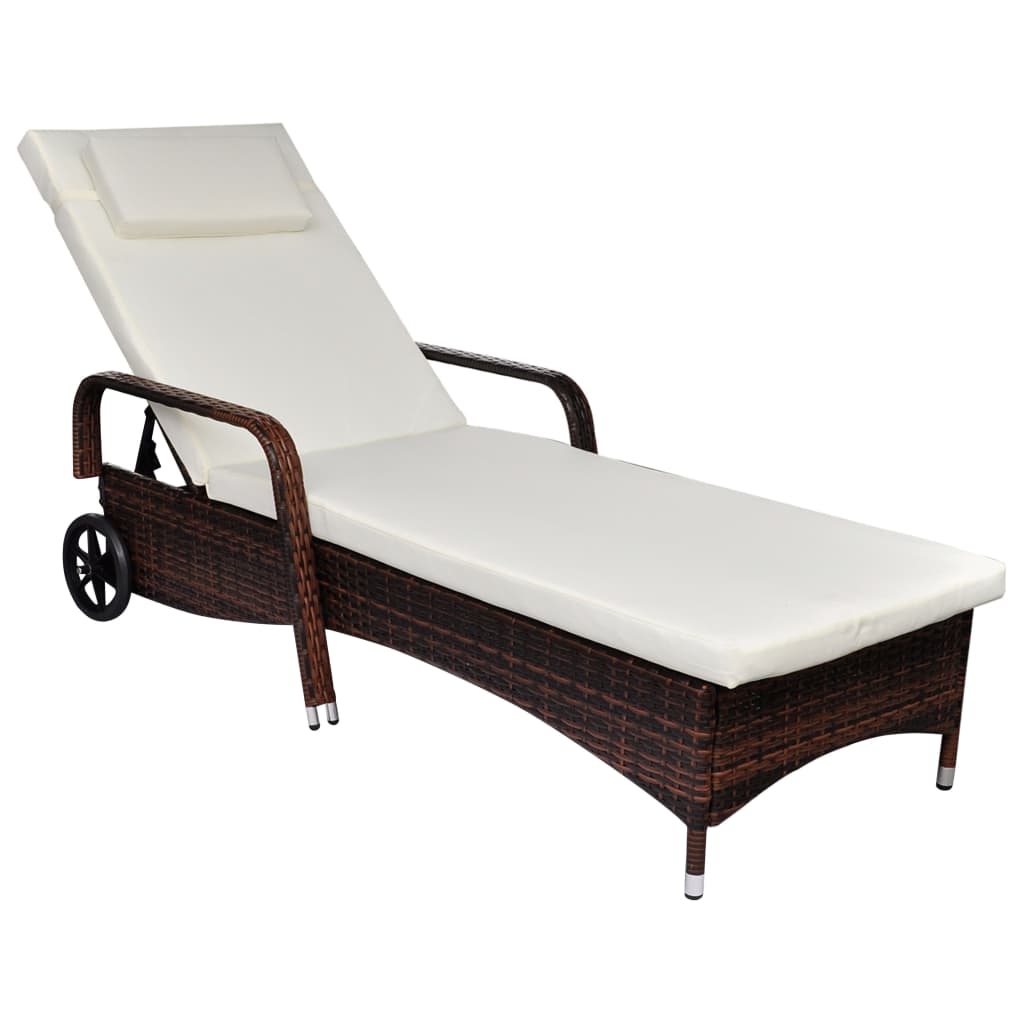 Chaise longue avec coussin et roulettes en poly rotin