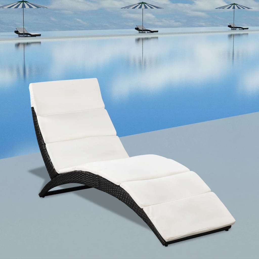 Chaise longue pliable avec coussin en polyrotin