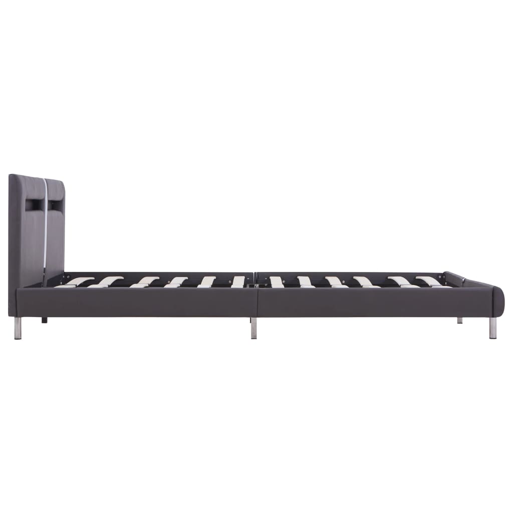 Bedframe met LED kunstleer 140x200 cm