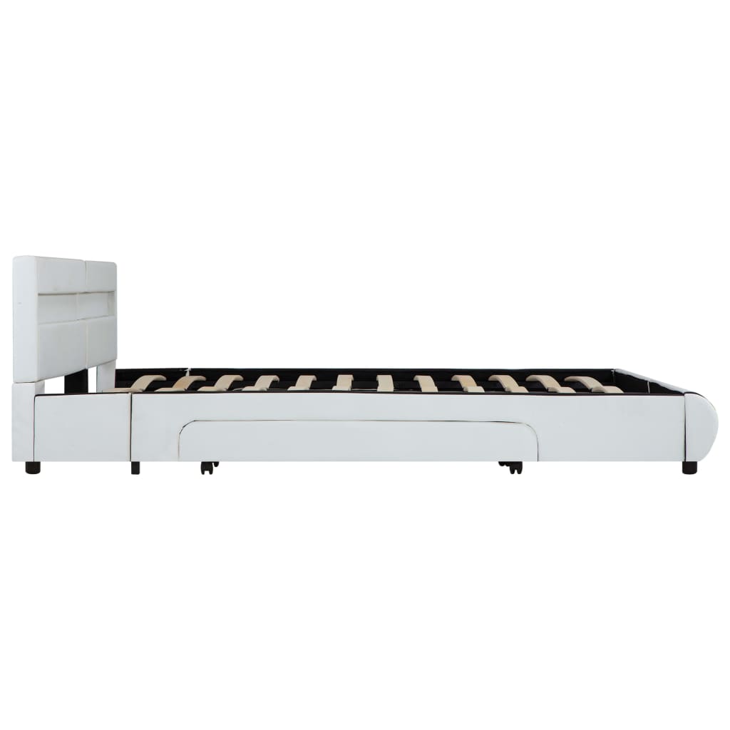 Bedframe met LED kunstleer zwart 140x200 cm