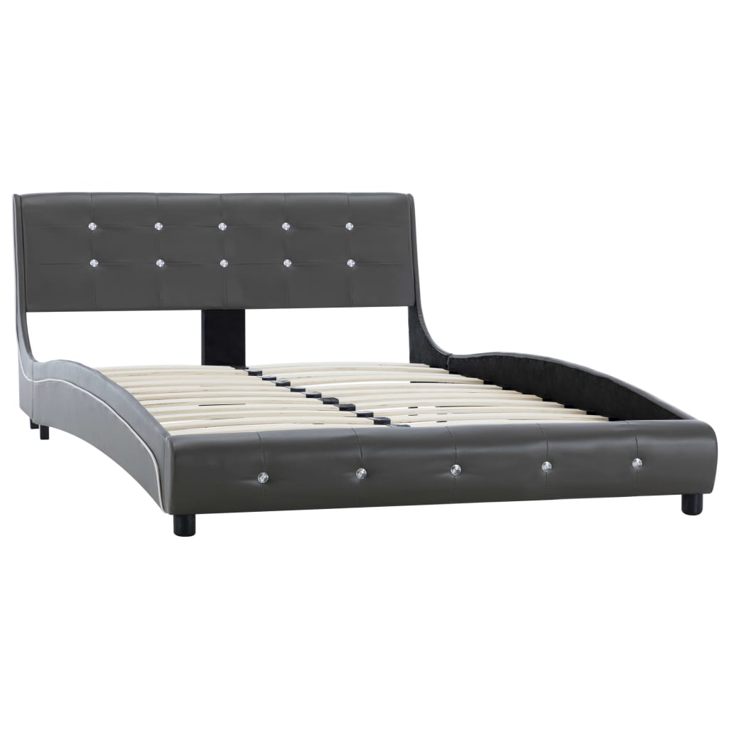 Bed met matras kunstleer 140x200 cm