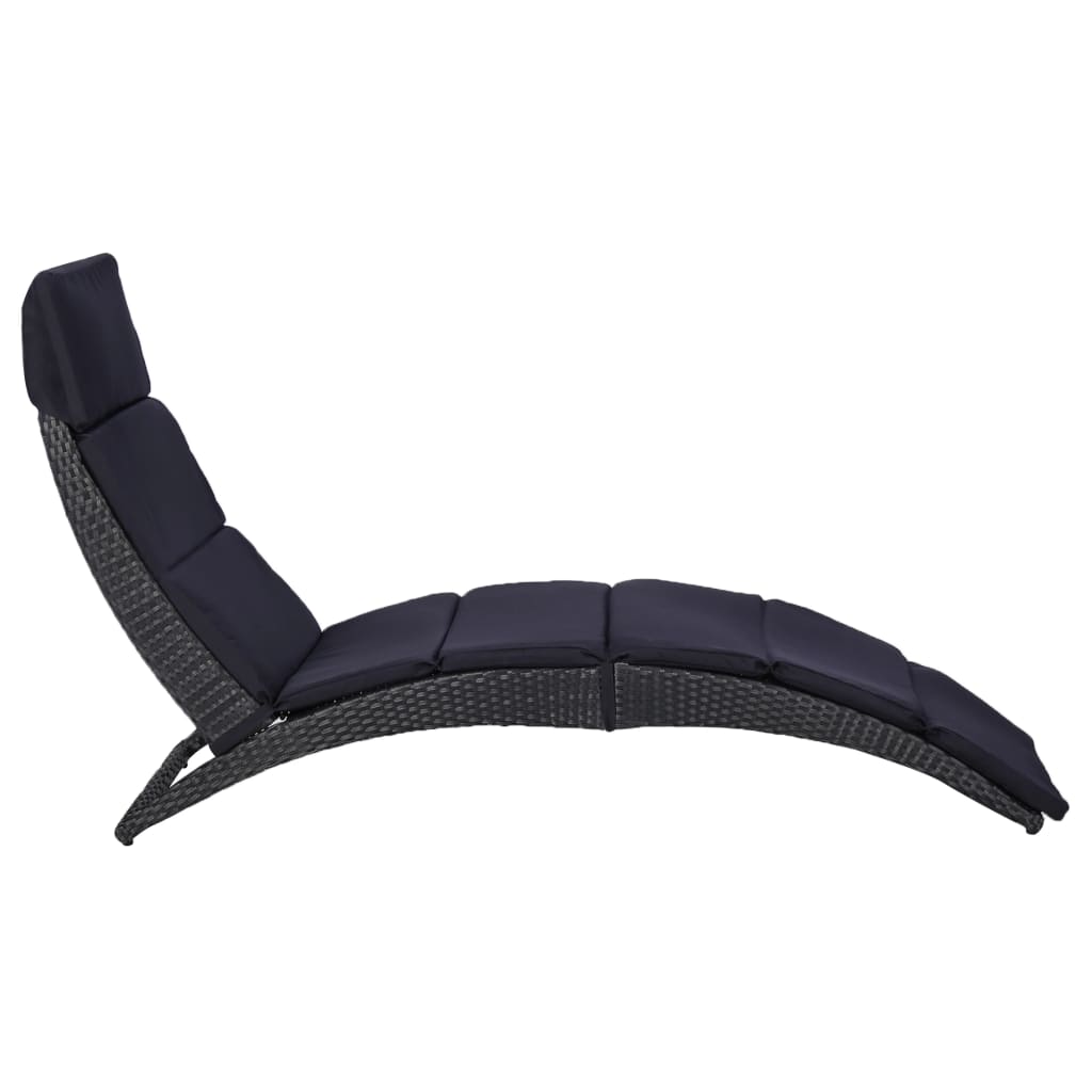 Chaise longue pliable avec coussin en polyrotin