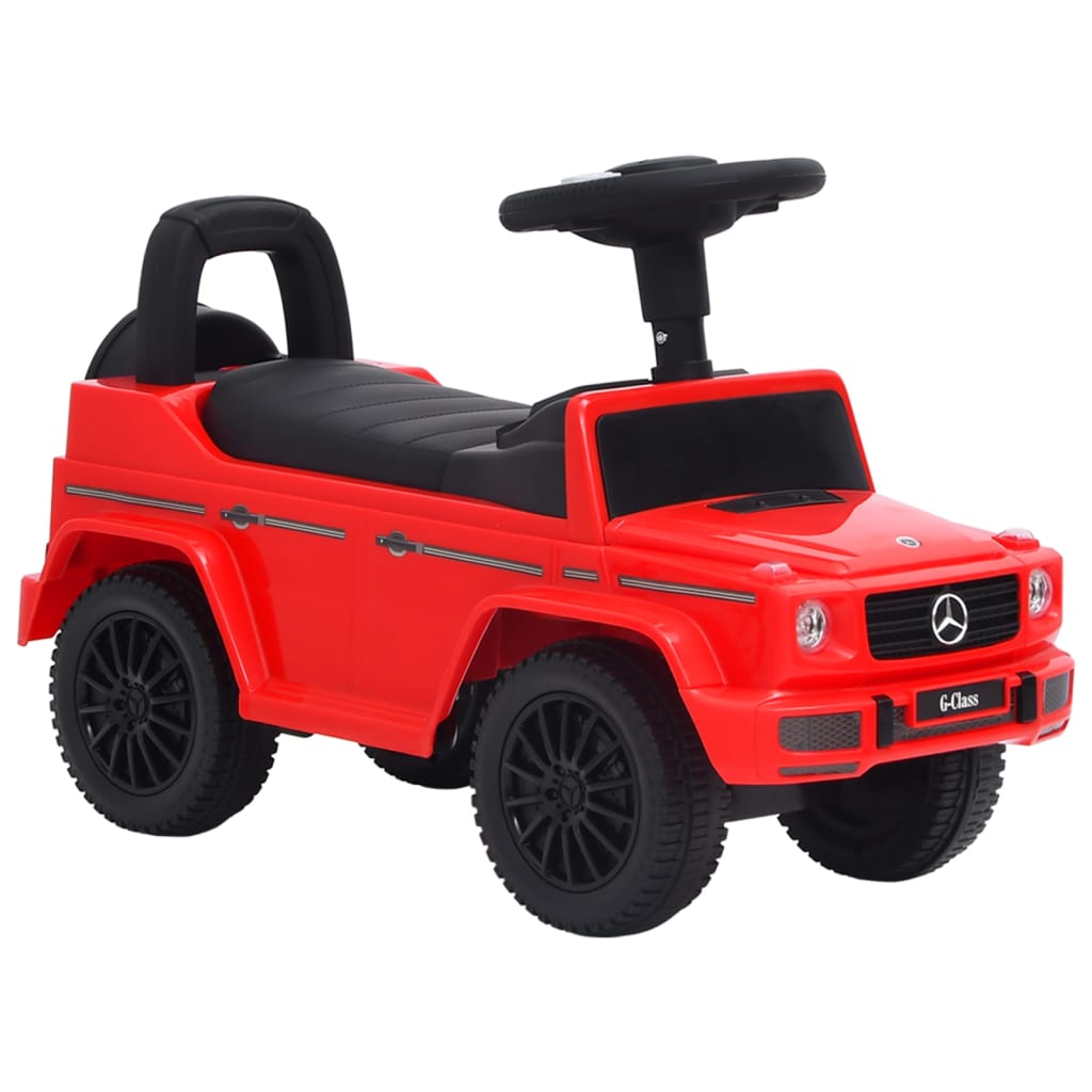 Voiture de course Mercedes Benz G63 rouge