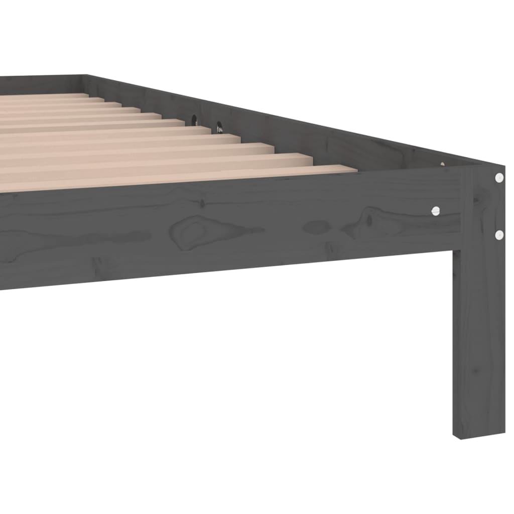 Bedframe massief hout 135x190 cm