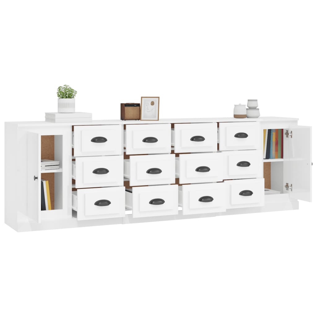 Buffets 3 pcs en bois travaillé.